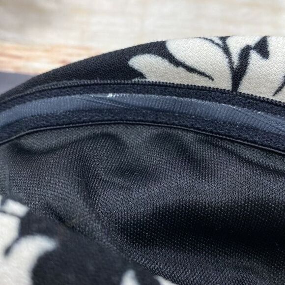 $5 SALE Black & White Patterned Ornate Design Strapless Dress - Picture 9 of 9